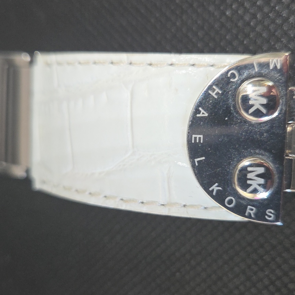MK Watch White/silver - Picture 4 of 8